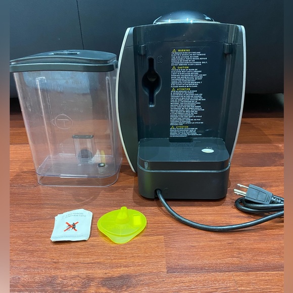 Bosch Tassimo T46 TAS4615UC8/05 Coffee Maker With Cleaning Disc - Picture 5 of 7